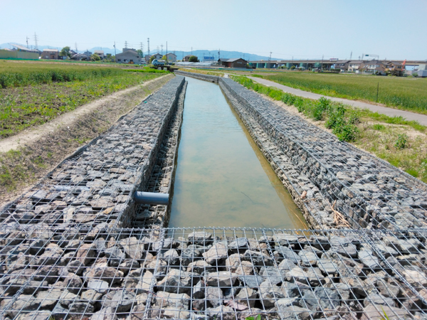 栗石メッシュカゴ 施工事例